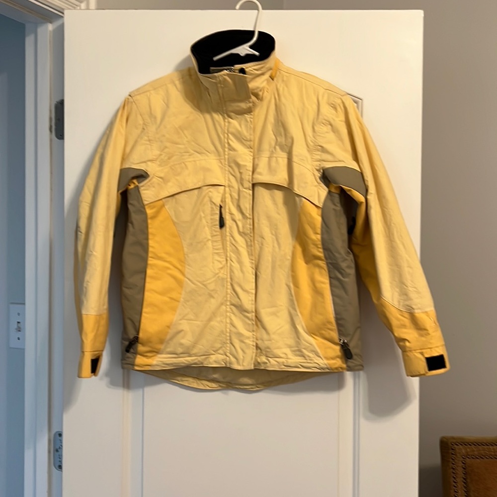Obermeyer Women’s Alt 3 Ski Jacket, Yellow Sz 4